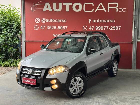 FIAT STRADA 1.8 MPI ADVENTURE CD 16V FLEX 2P MANUAL FIAT STRADA 1.8 MPI ADVENTURE CD 16V FLEX 2P MANUAL